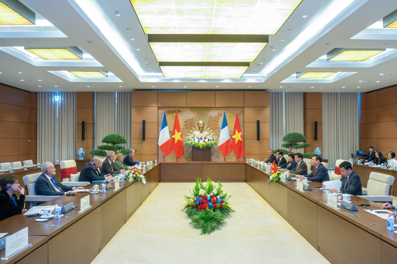 Thúc đẩy mạnh mẽ quan hệ Đối tác chiến lược Việt Nam - Pháp