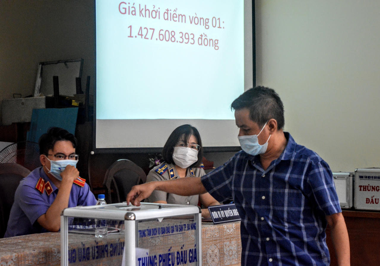 Sớm có giải pháp khắc phục những hạn chế của pháp luật về đấu giá, đầu thầu 