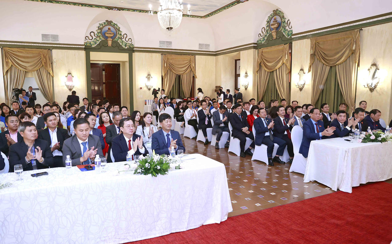 Giữ gìn, phát triển mối quan hệ đặc biệt của hai nước Việt Nam - Cuba