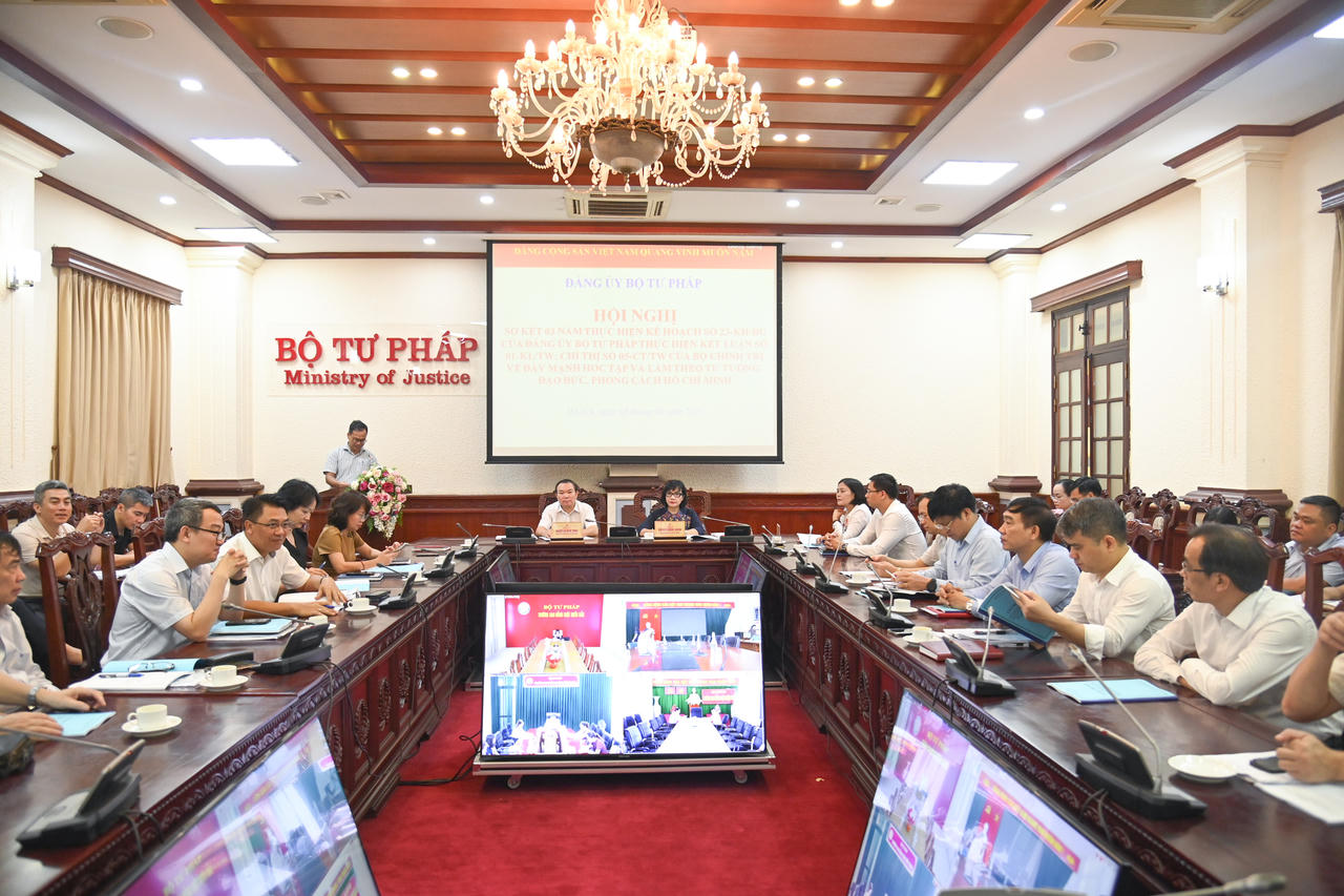 Đảng ủy Bộ Tư pháp học tập và làm theo Bác bằng những việc làm cụ thể, thiết thực