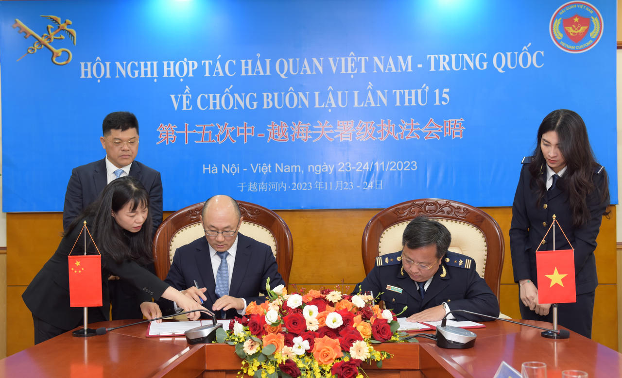 Việt Nam - Trung Quốc hợp tác đấu tranh các hành vi vi phạm pháp luật hải quan