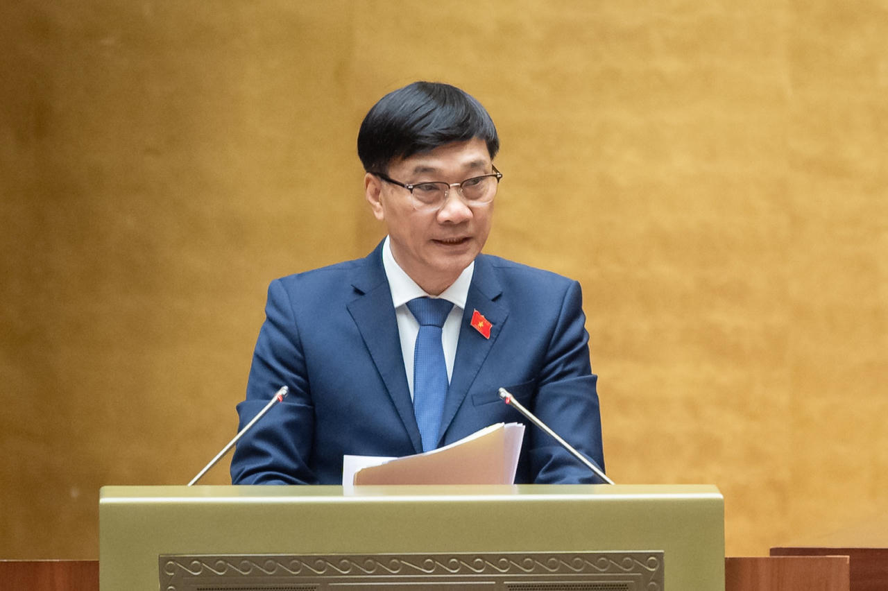  Quốc hội thông qua Luật Đất đai (sửa đổi)