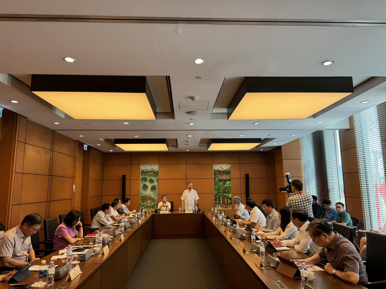 'Hàng chục người có dao, mã tấu để trong cốp xe thì không thể nói là đi phục vụ cho sản xuất'