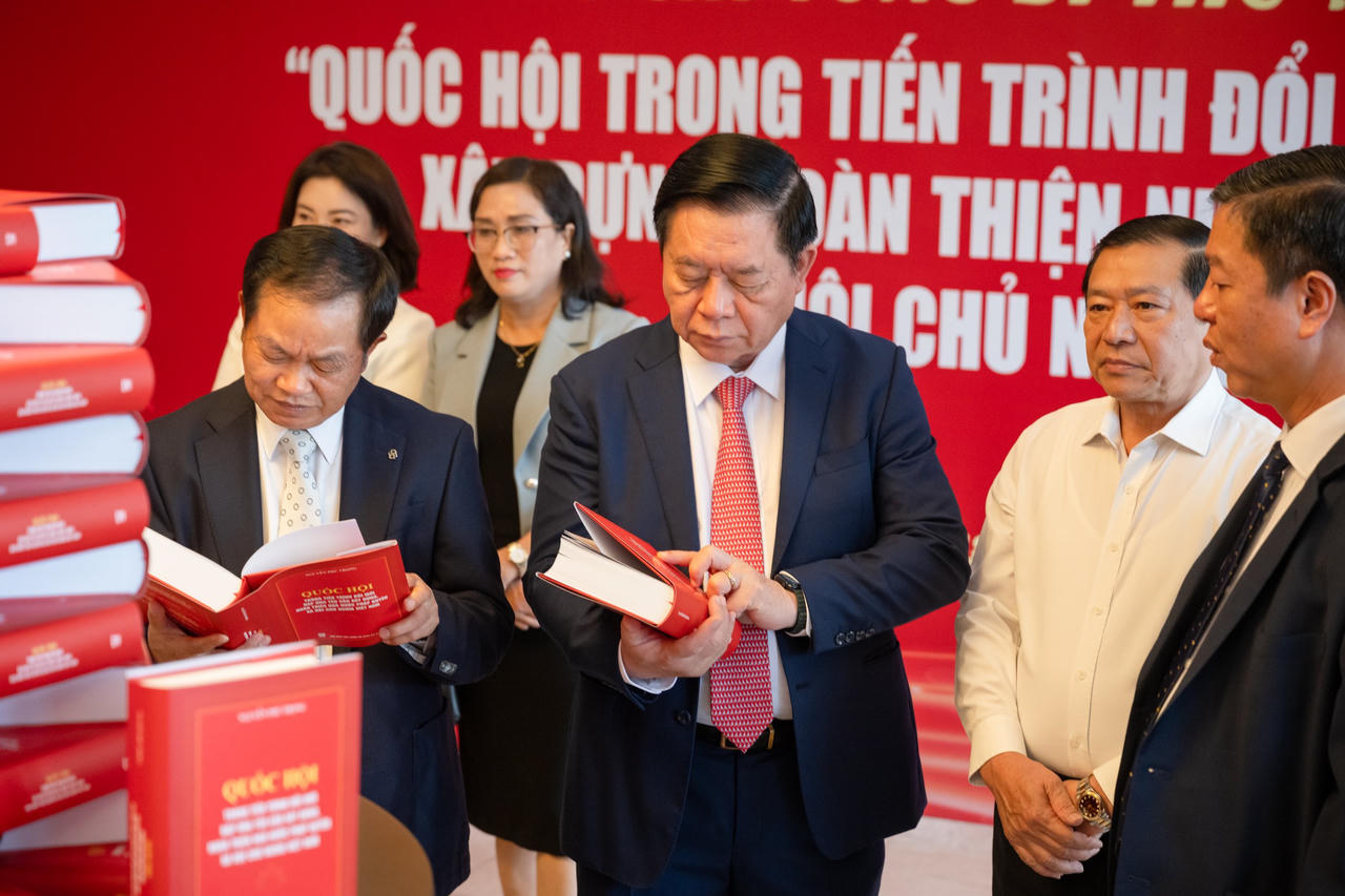 Ra mắt cuốn sách của Tổng Bí thư Nguyễn Phú Trọng về Quốc hội