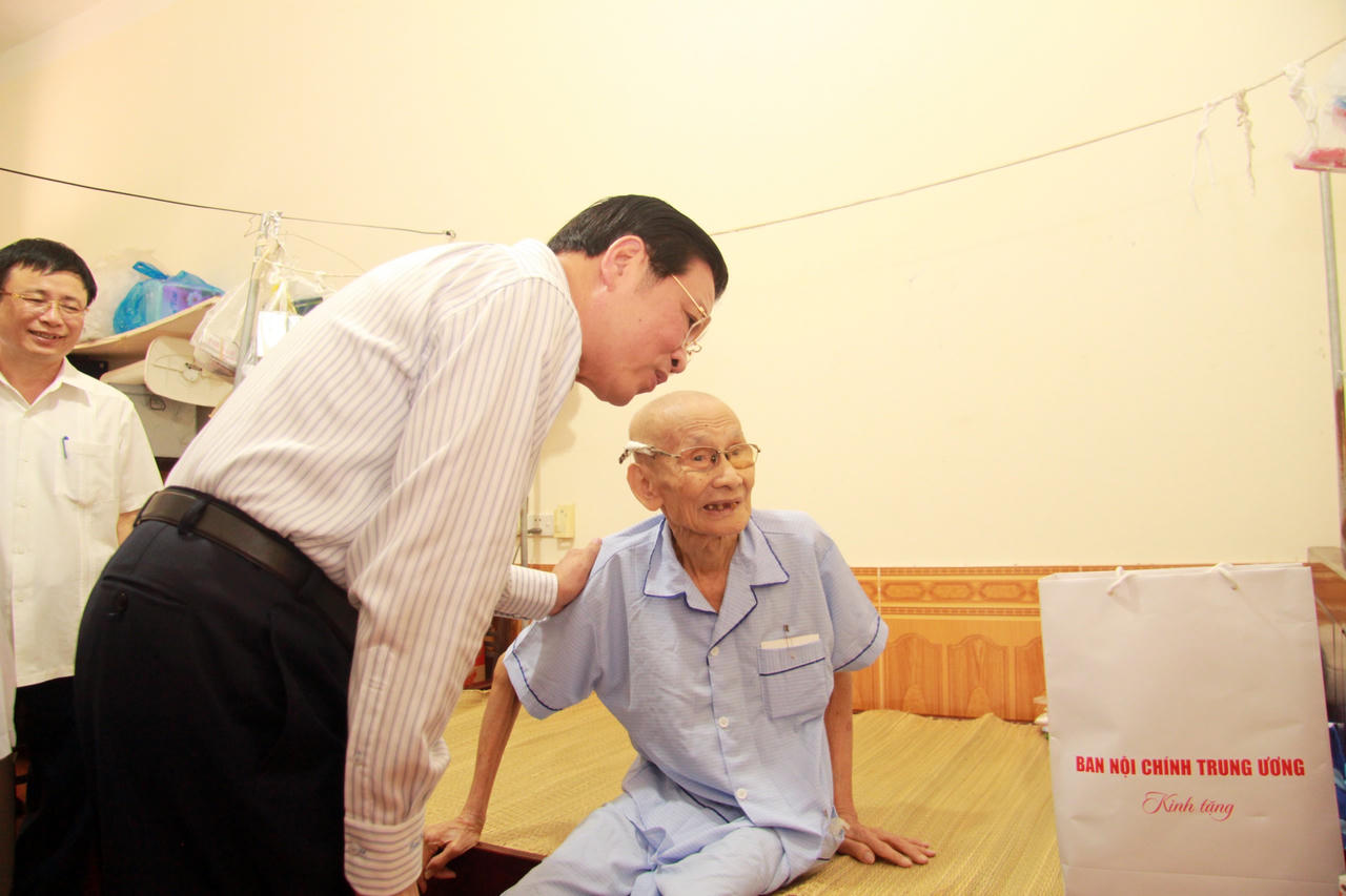 Tri ân thương binh, liệt sĩ tỉnh Nghệ An