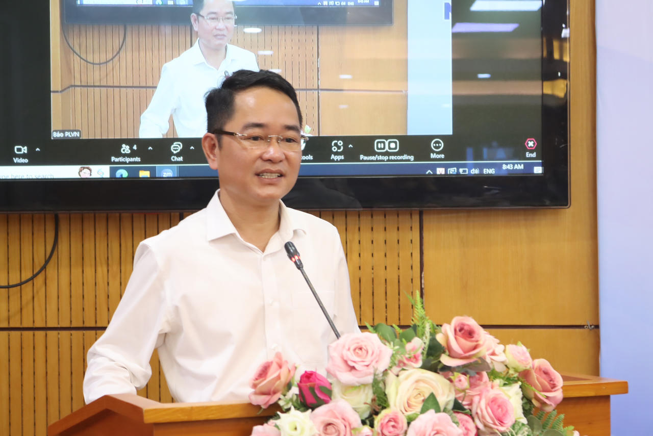 Tọa đàm ‘Nghiên cứu khoa học về giải pháp không khói để hỗ trợ quản lý thuốc lá’