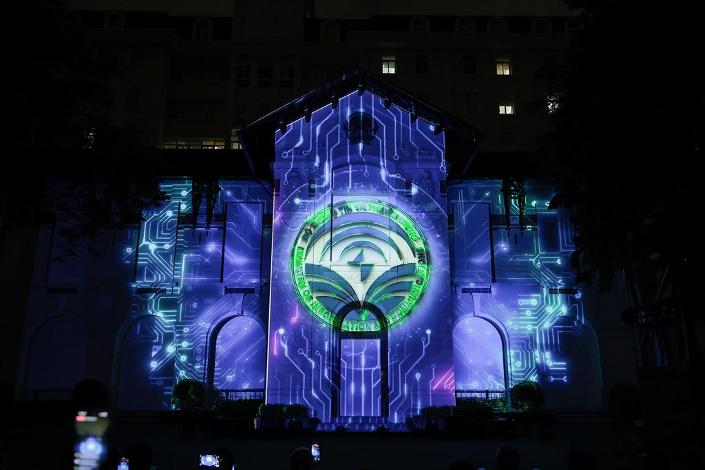 Trình chiếu 3D Mapping nhân Kỷ niệm 79 năm ngành Thông tin và Truyền thông