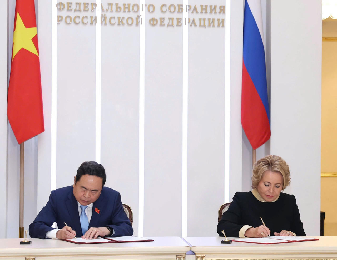 Tiến tới kỷ niệm 75 năm thiết lập quan hệ ngoại giao Việt - Nga