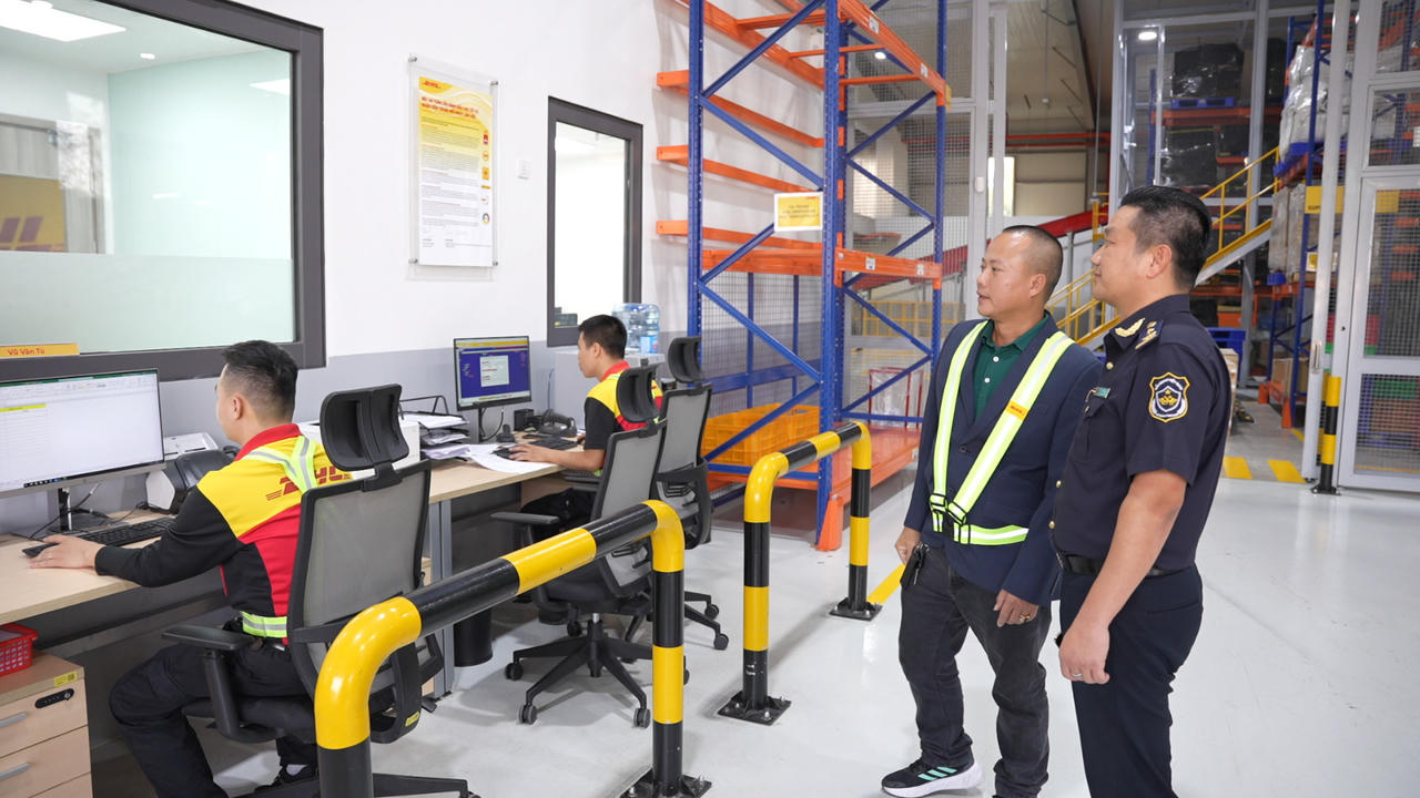 Xây dựng quy định về quản lý hải quan đối với thương mại điện tử