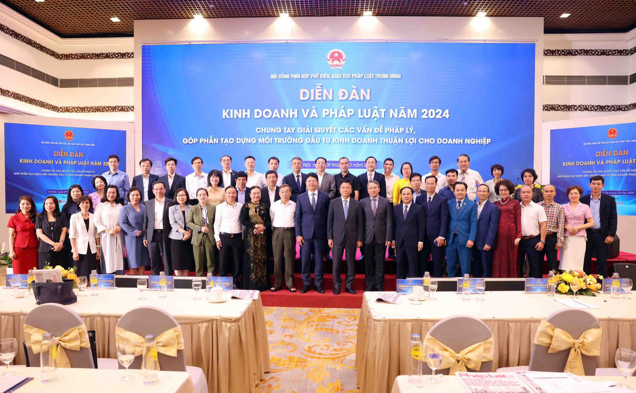 Thể chế đóng góp tích cực vào thành tựu phát triển kinh tế - xã hội