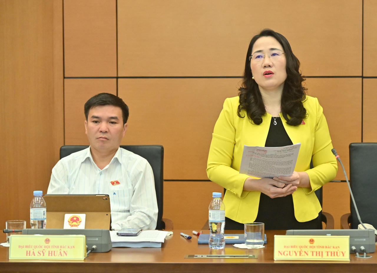 Giao địa phương cơ chế đặc thù giải phóng mặt bằng cho đường sắt tốc độ cao 