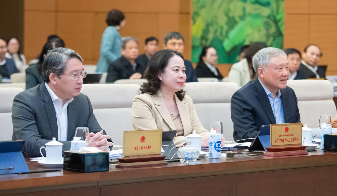 Trình phương án cơ cấu tổ chức của Chính phủ khóa XV gồm 14 Bộ, 3 cơ quan ngang Bộ 