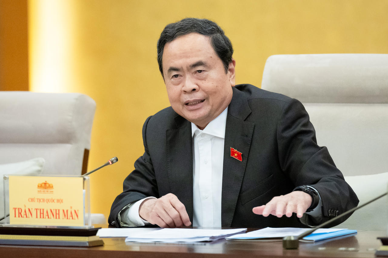 Quán triệt đầy đủ nội dung các kết luận của Bộ Chính trị về tổ chức bộ máy