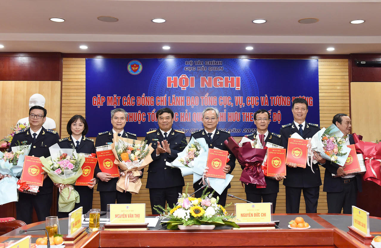 Công bố các quyết định về công tác cán bộ của Cục Hải quan sau sắp xếp