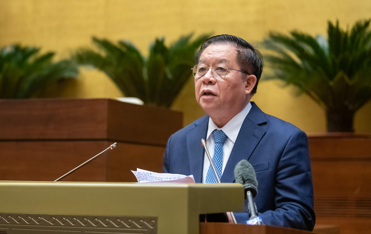 Không có chỗ cho cán bộ cơ hội, ngại đổi mới, thu vén cá nhân