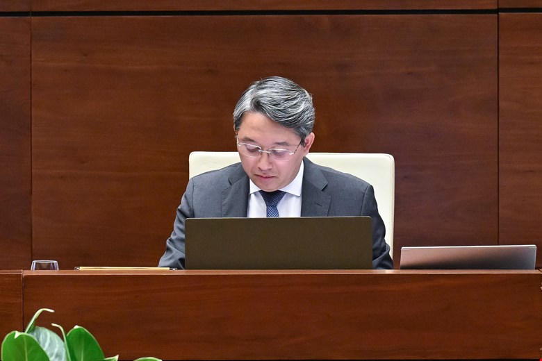 Không để sót những người có đóng góp cho đất nước muốn nhập quốc tịch Việt Nam