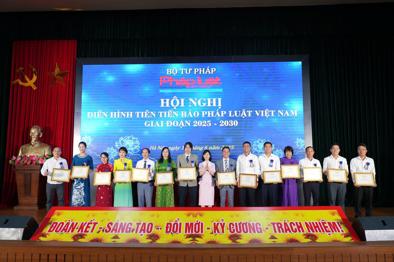 Hội nghị Điển hình tiên tiến Báo Pháp luật Việt Nam giai đoạn 2025 -2030