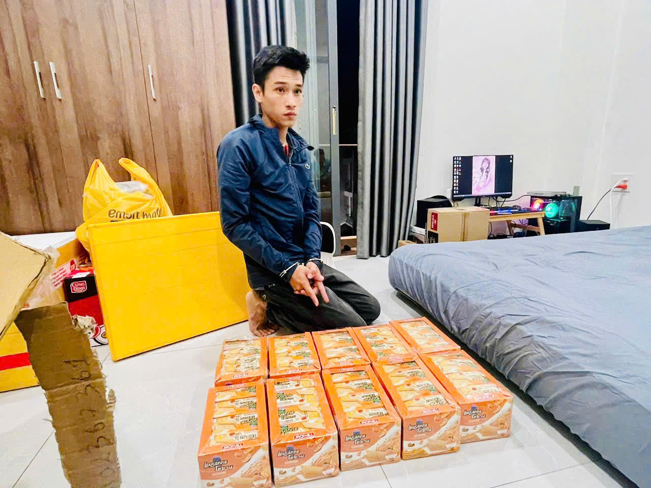 Hải quan khu vực IX thu giữ khoảng 30 kg ma túy cần sa liên tỉnh