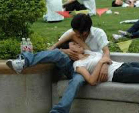 “Nhật ký” tán gái công nhân: “Đồng ý lên giường sau 2 lần gặp mặt“