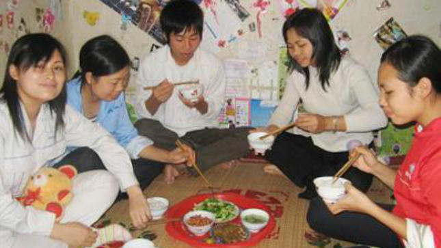 “Nhật ký” tán gái công nhân: Viên thuốc đắng mang tên “sự thật“