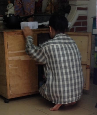 “Lãi khủng” nhờ in và bán “phao thi”