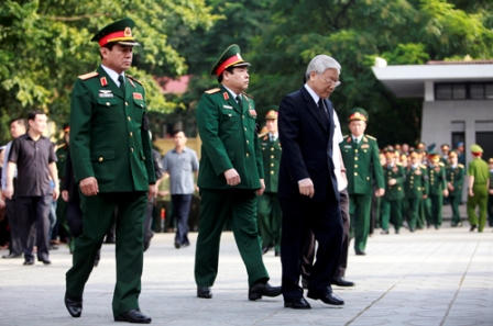 Lễ truy điệu 18 chiến sỹ hy sinh trong vụ máy bay rơi ở Hà Nội