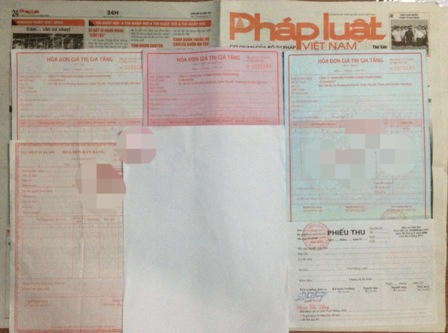 Vào chợ “đen” mua hóa đơn đỏ: Công khai, dễ như mua rau