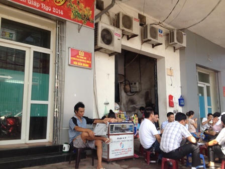 Vào chợ “đen” mua hóa đơn đỏ: Công khai, dễ như mua rau