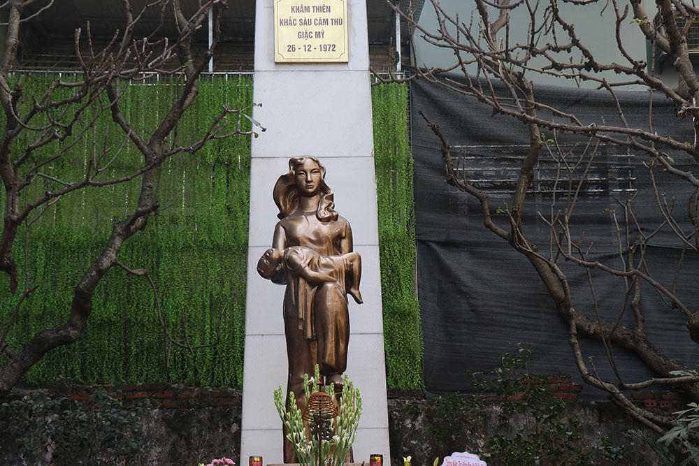 Khâm Thiên: Ký ức tháng 12 năm 1972