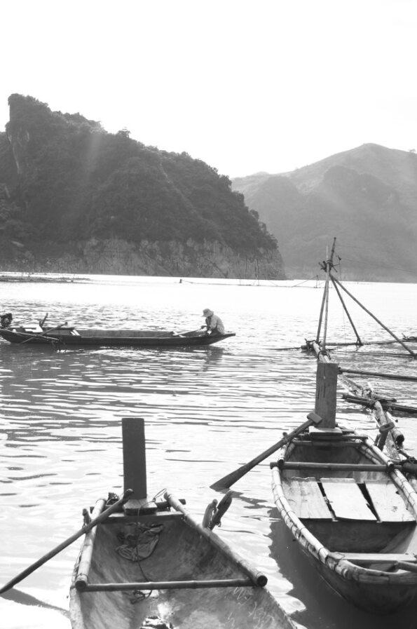 Hồ Hòa Bình cần những 'cú hích' để 'cất cánh'