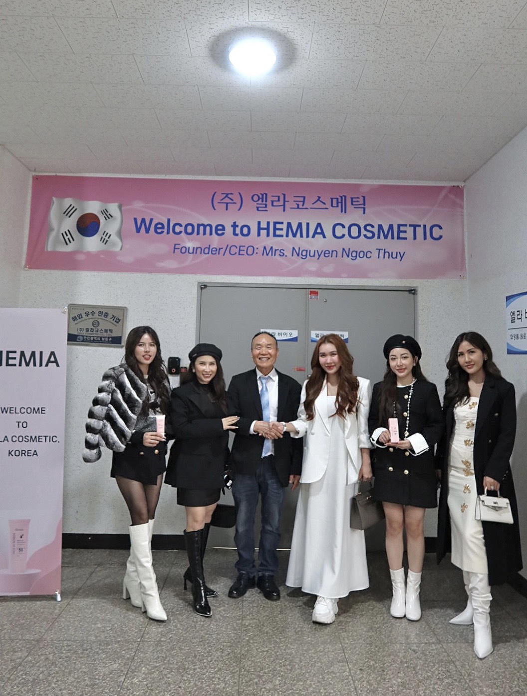 Thăm nhà máy sản xuất kem chống nắng Hemia tại Hàn Quốc