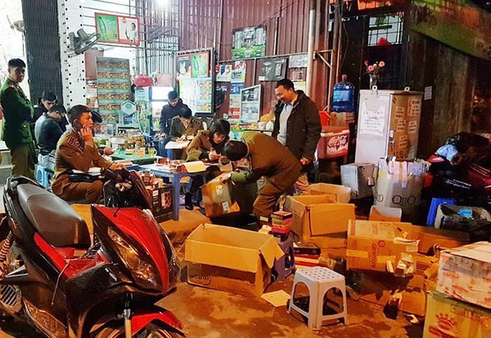 “Tóm gọn” vụ kinh doanh lậu các sản phẩm 18+