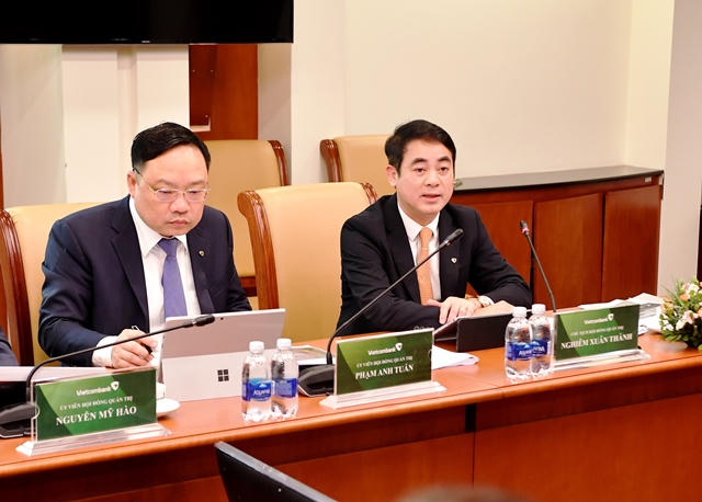 Vietcombank vào cuộc “Chuyển đổi ngân hàng số”