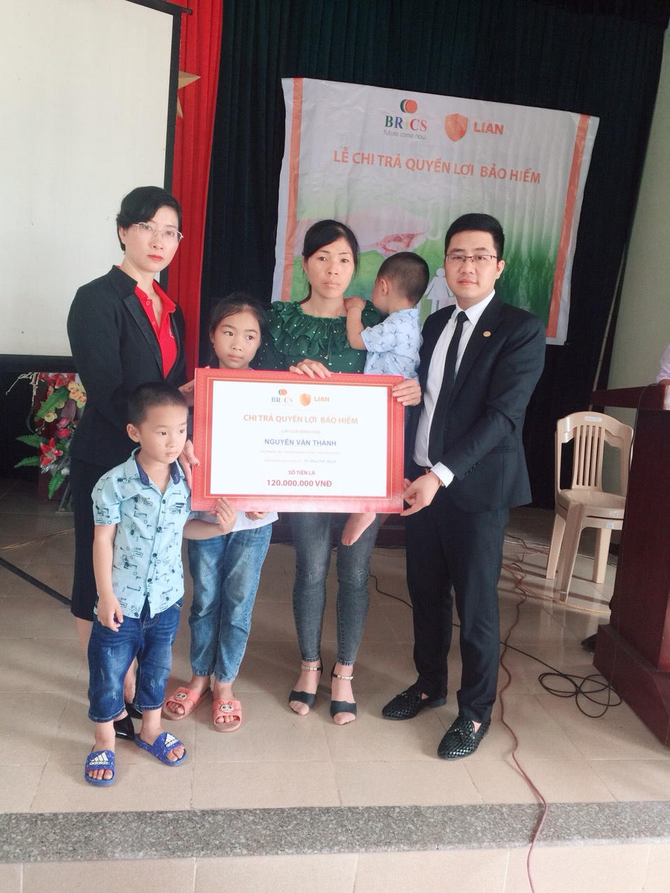 Đóng 260.000 đồng, nhận lại 120… triệu đồng