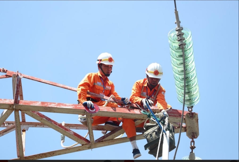 Ngành Điện tổ chức Hội thi thợ giỏi cấp Tập đoàn