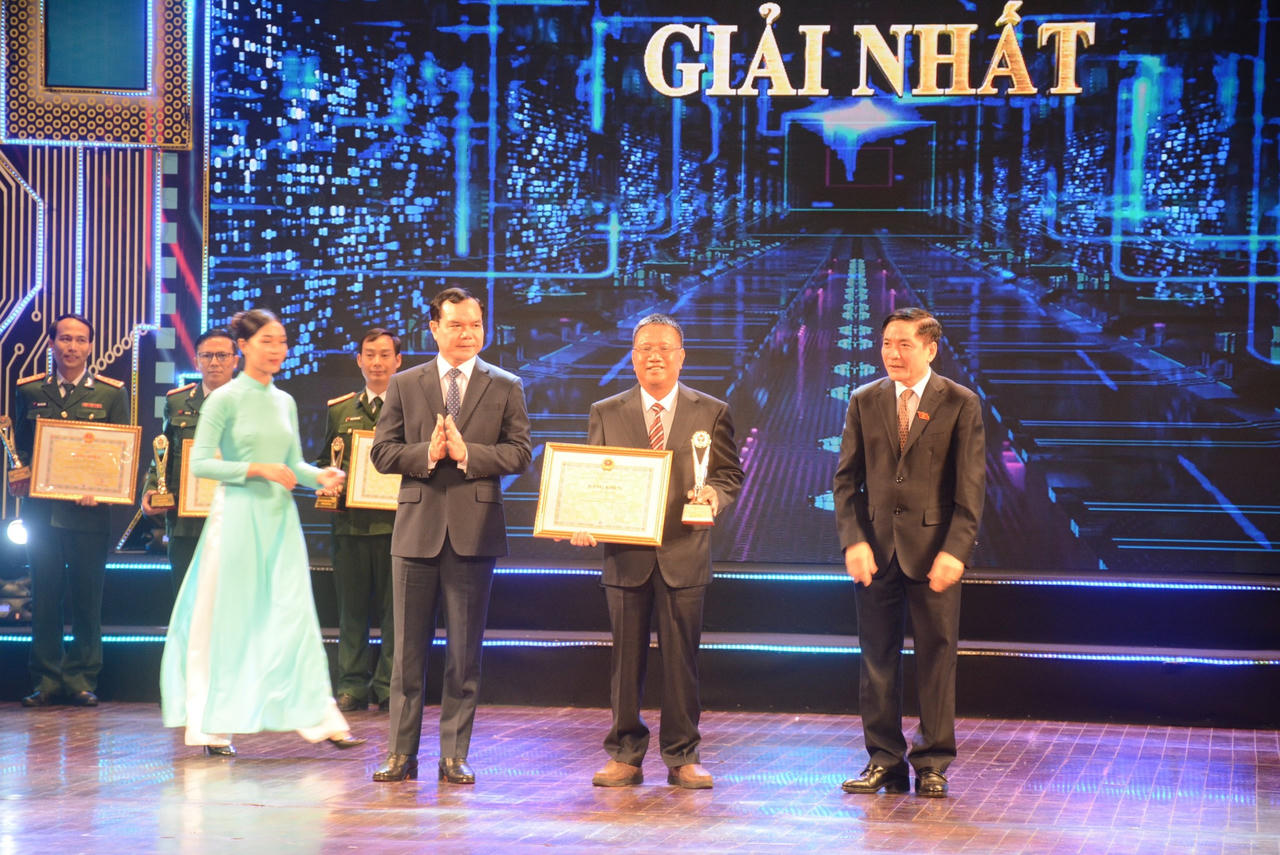 Kè bờ hồ Hoàn Kiếm đạt giải Nhất giải thưởng sáng tạo Khoa học công nghệ Việt Nam