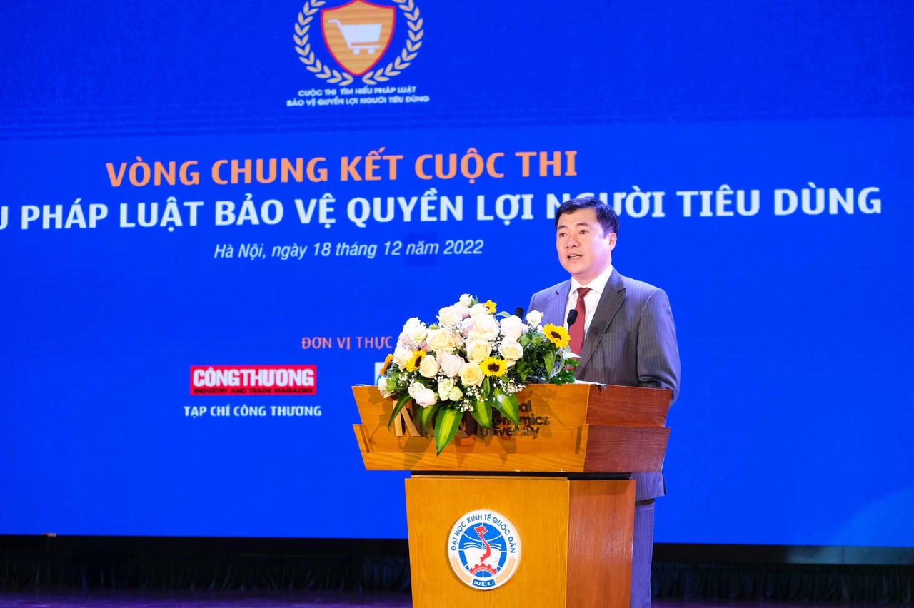 Đại học Luật Hà Nội dành giải Nhất Cuộc thi “Tìm hiểu pháp luật bảo vệ quyền lợi người tiêu dùng”