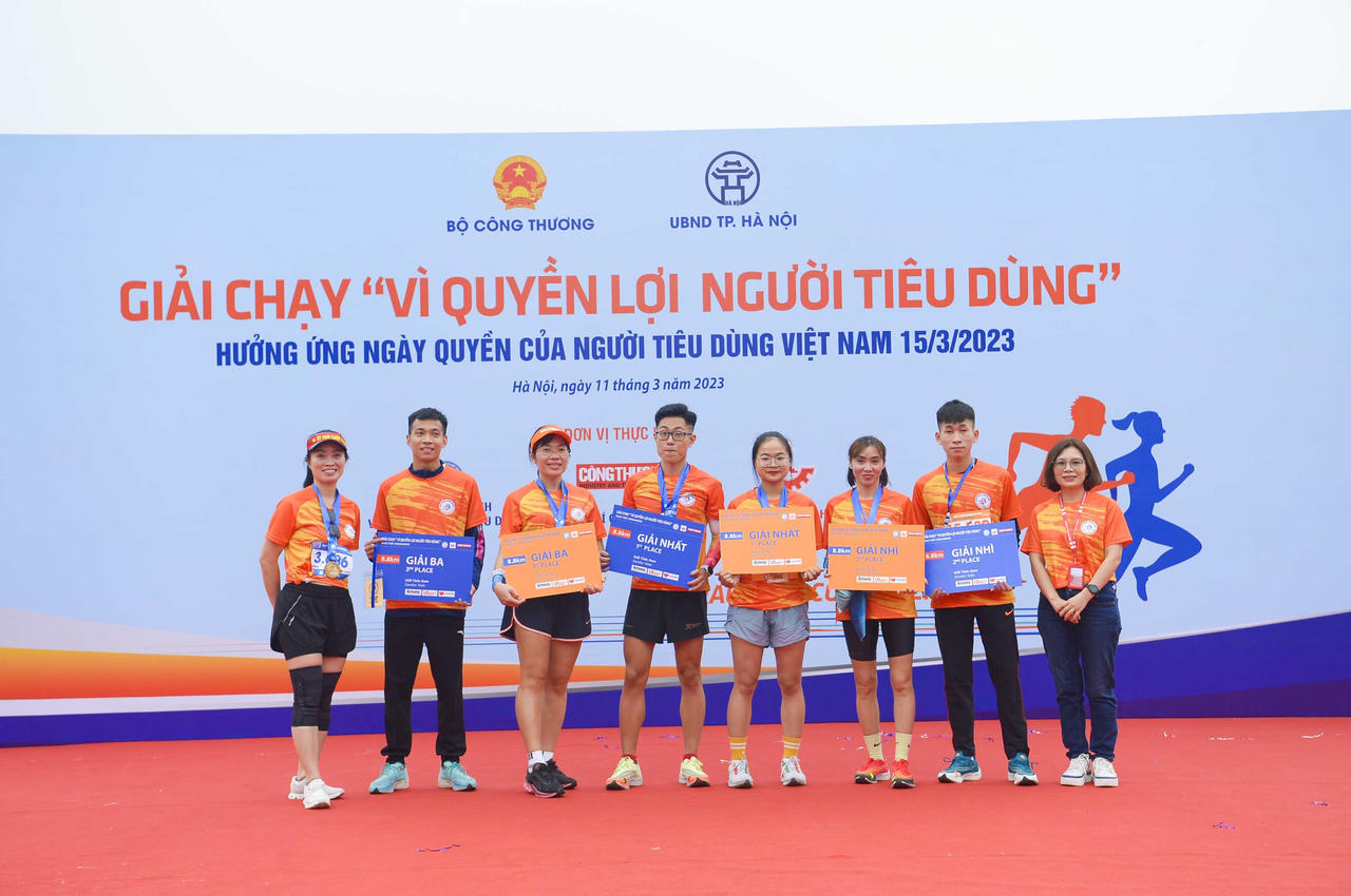 Hơn 1000 người tham gia Giải chạy “Vì quyền lợi người tiêu dùng” 