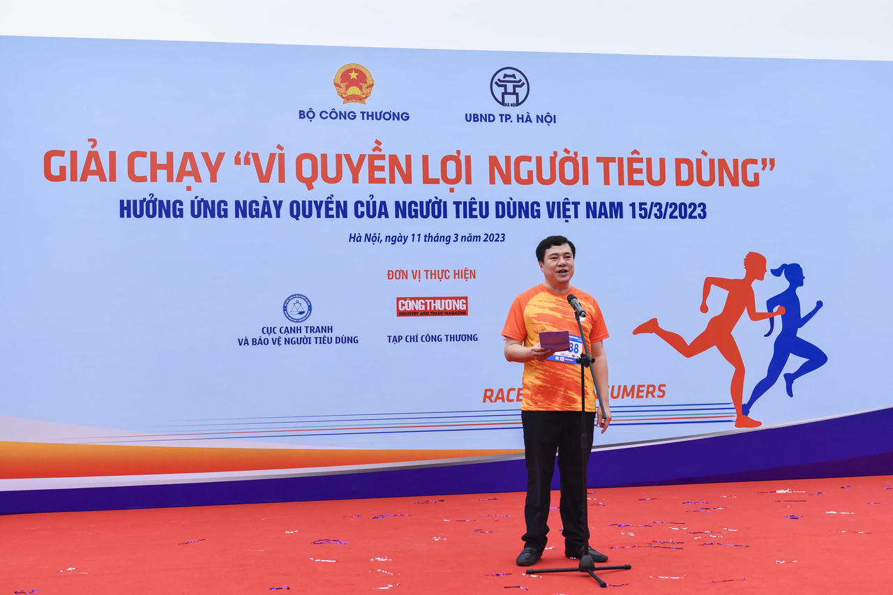 Hơn 1000 người tham gia Giải chạy “Vì quyền lợi người tiêu dùng” 