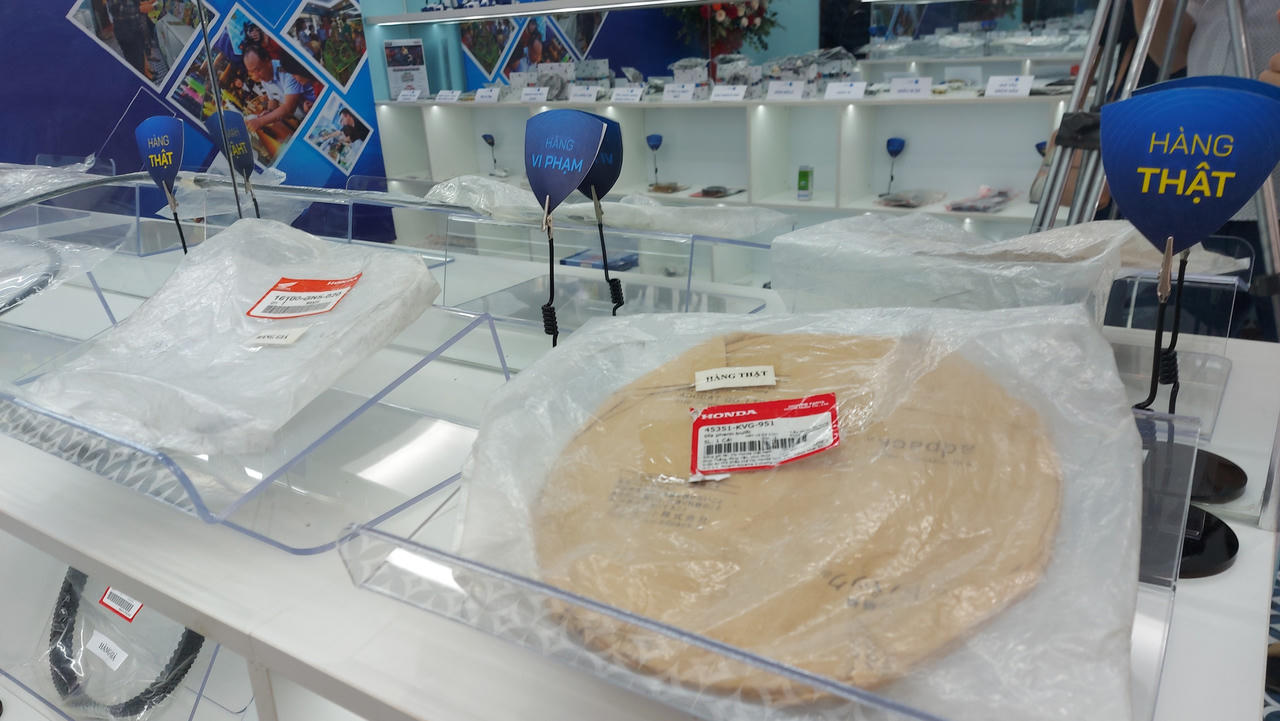 Trưng bày nhận diện hàng thật - giả với hơn 500 sản phẩm được bảo hộ tại Việt Nam