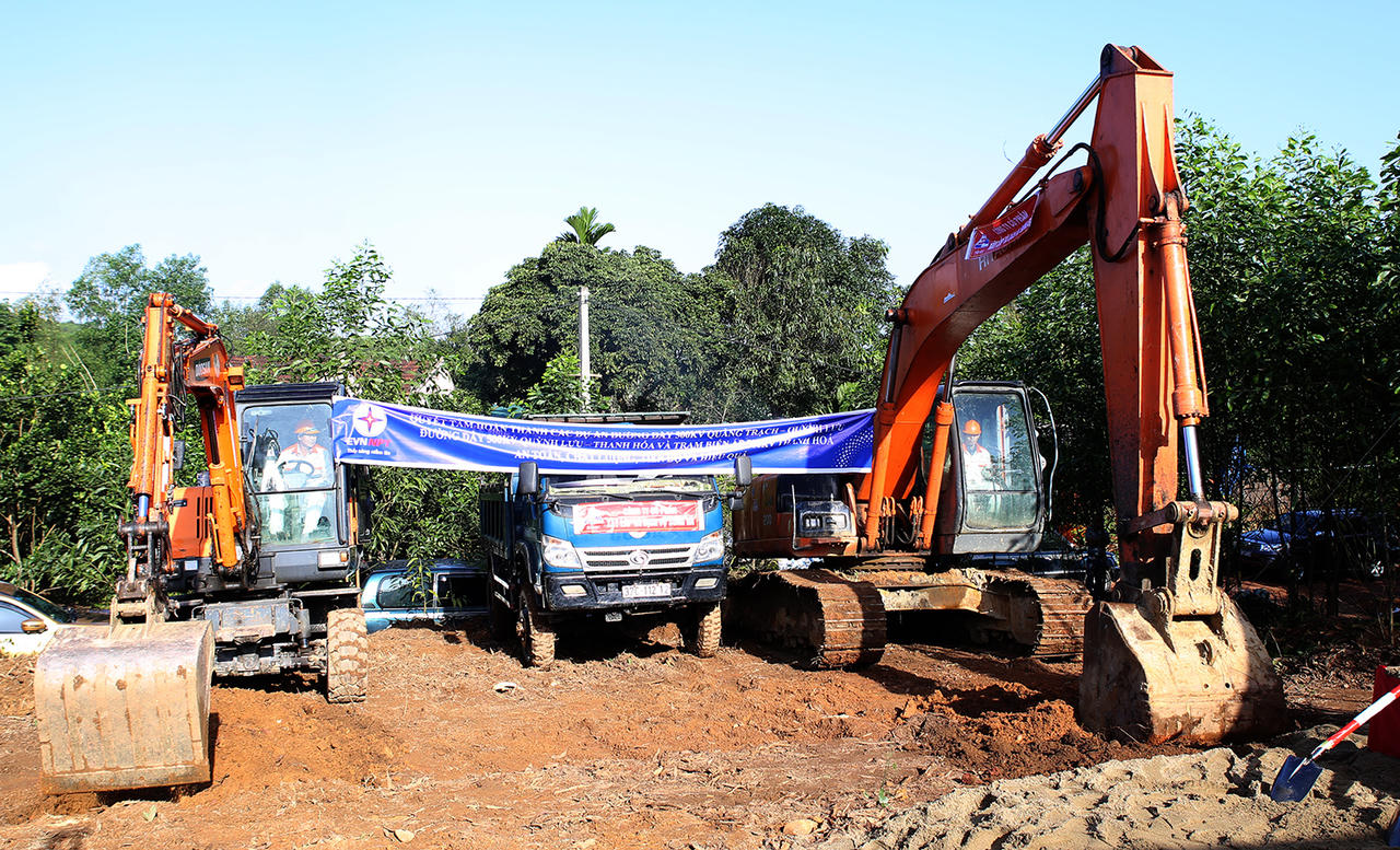 Đồng loạt triển khai các nhóm dự án của đường dây đưa điện ra Bắc
