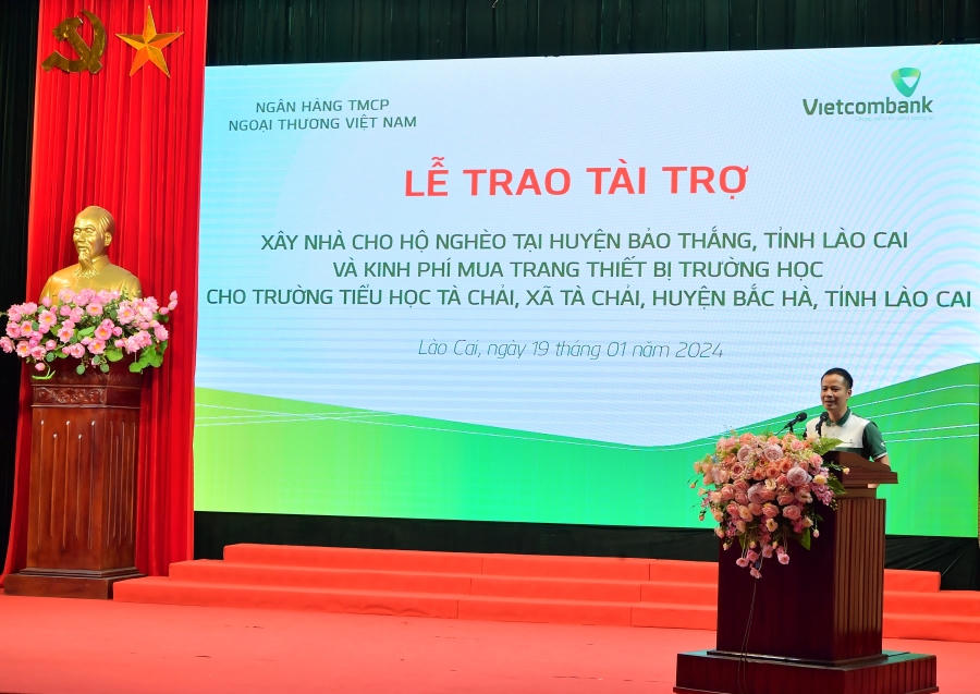 Vietcombank thực hiện chương trình an sinh xã hội tại Lào Cai