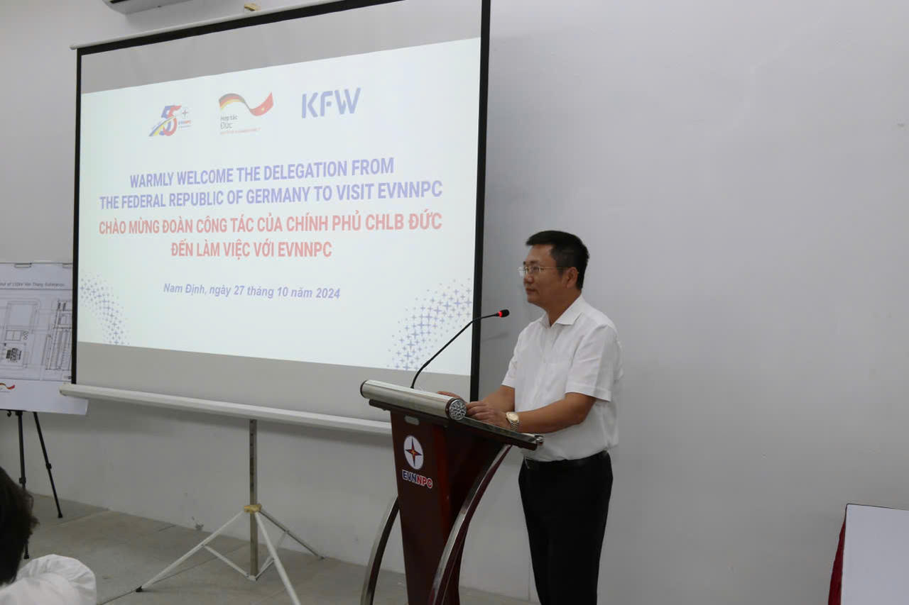 Đoàn công tác cấp cao của Chính phủ CHLB Đức làm việc với Tổng công ty Điện lực miền Bắc