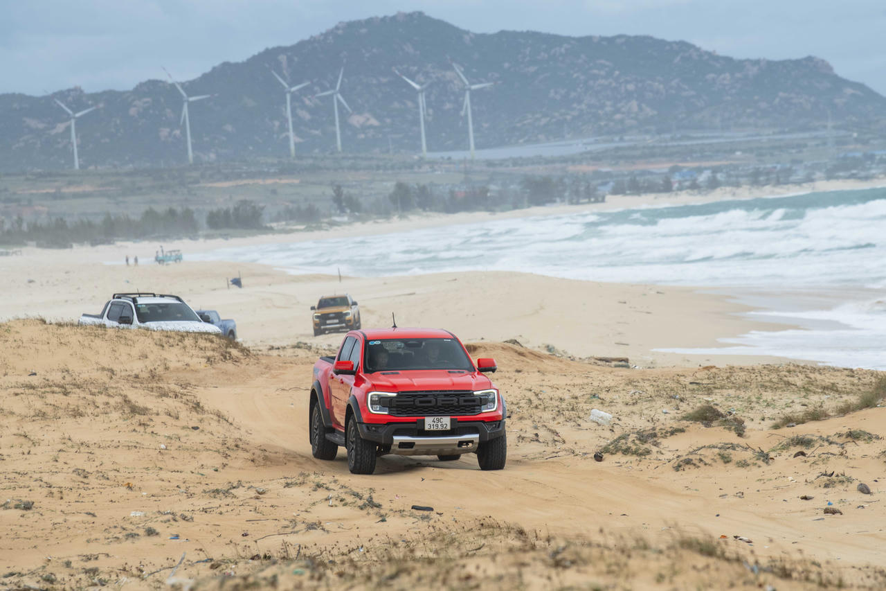 Bứt phá giới hạn với 'bộ đôi uy lực' 