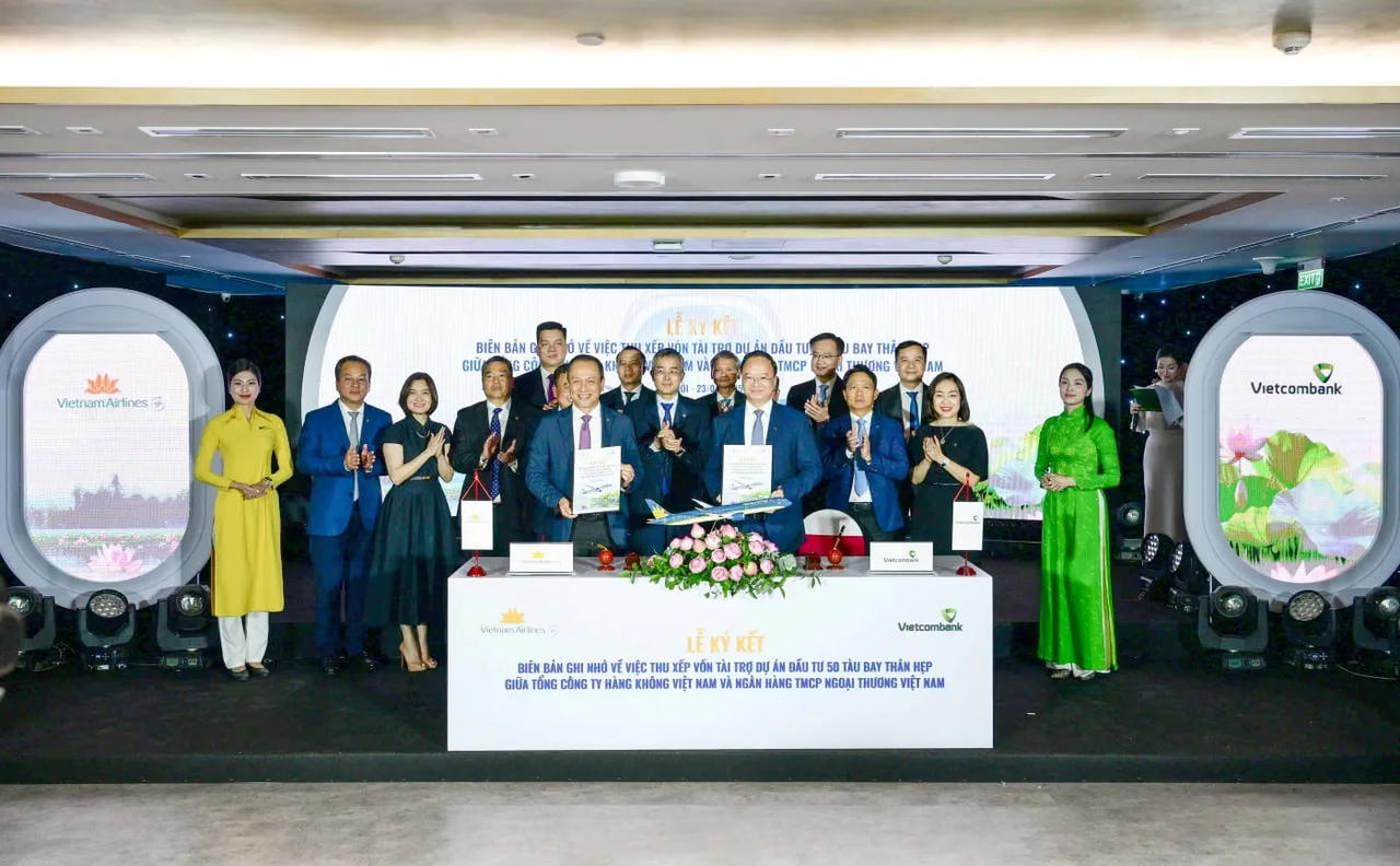 Vietcombank thu xếp vốn cho Vietnam Airlines đầu tư 50 máy bay thân hẹp