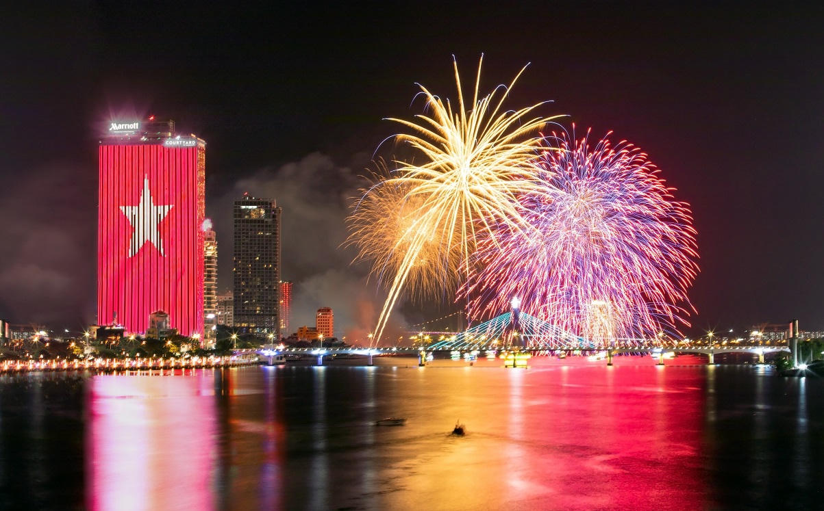 Khách sạn Courtyard by Marriott Danang Han River: Sự giao thoa giữa chuẩn mực toàn cầu và văn hóa bản địa 