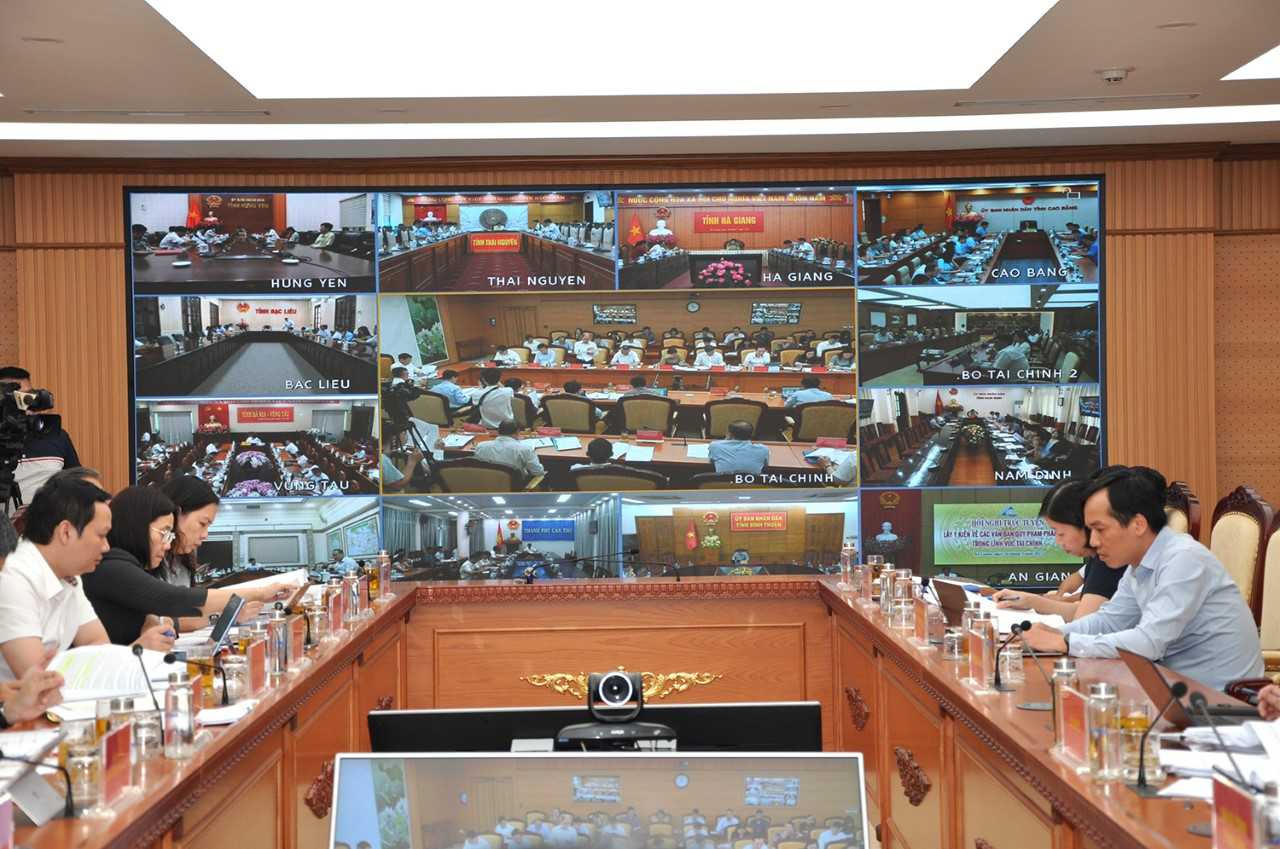 'Không có công thức chung nào để chuyển nhiệm vụ này lên tỉnh, nhiệm vụ kia về xã'