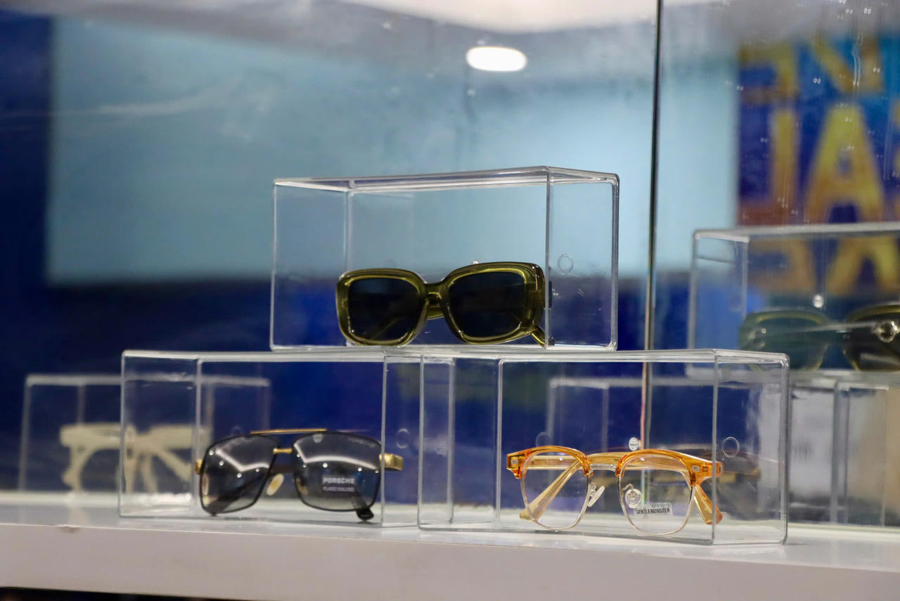 Trưng bày các sản phẩm tịch thu trong Tháng cao điểm chống gian lận thương mại, hàng giả