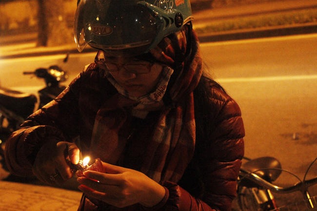 30 Hoàng Diệu lung linh nến, hoa tưởng nhớ 49 ngày mất Đại tướng