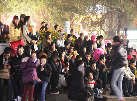 Tưng bừng lễ hội đếm ngược đón năm mới ở Hà Nội